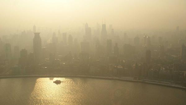 2026世界杯巴西对阵阿根廷的焦点战役比赛场景，球场座无虚席